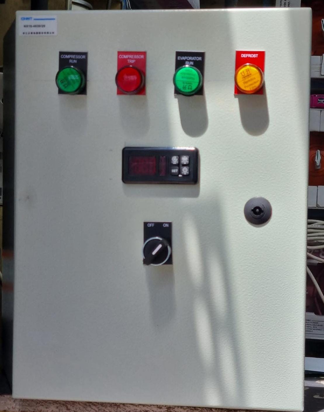 Digital cold room control panel for commercial refrigeration systems in Kenya, suitable for walk-in chillers, freezers, supermarkets, food processing plants, and pharmaceutical cold storage