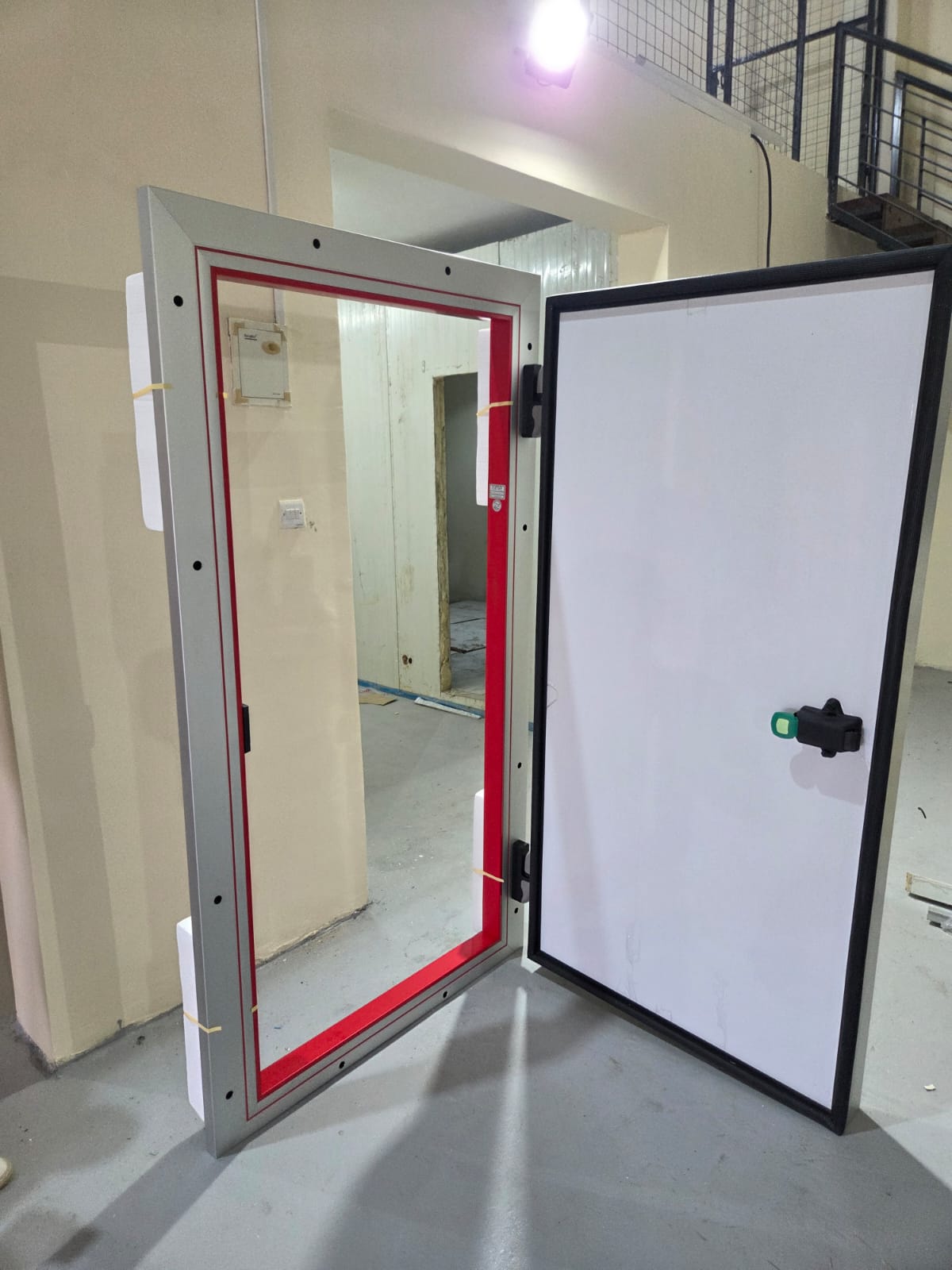 Heavy Duty Cold Room Hinged Door with Heater Kenya