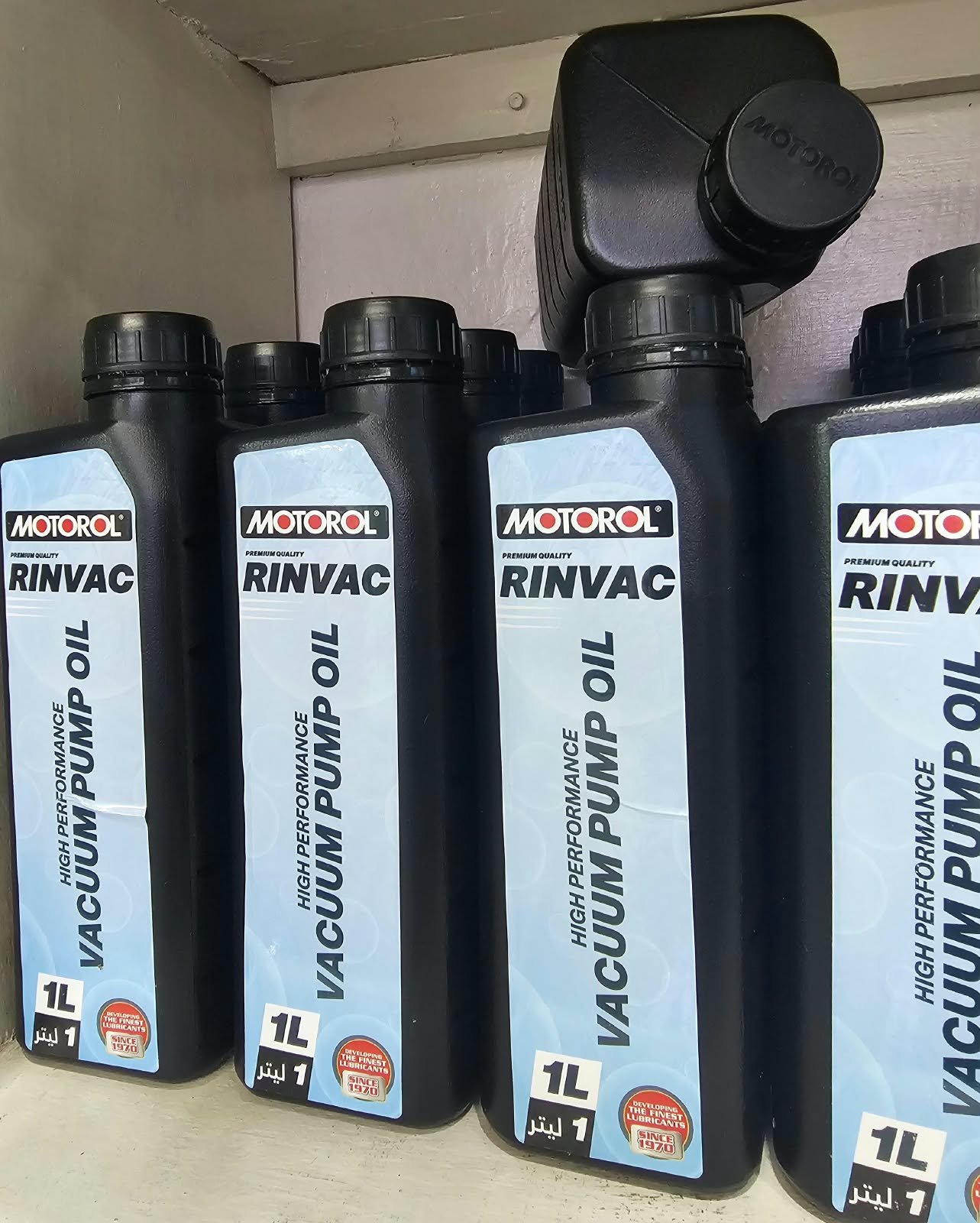 MOTOROL RINVAC vacuum pump oil 1 litre in Kenya